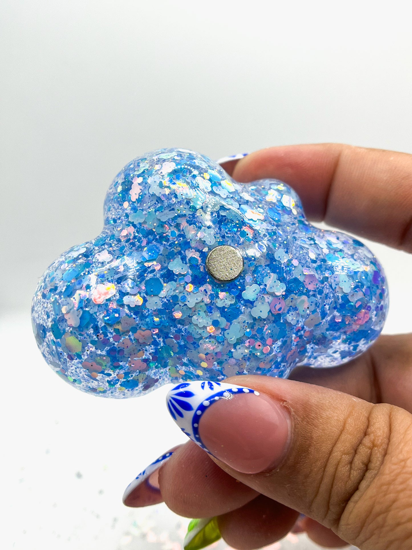 Stormy - Corby Cloud Nail Stand