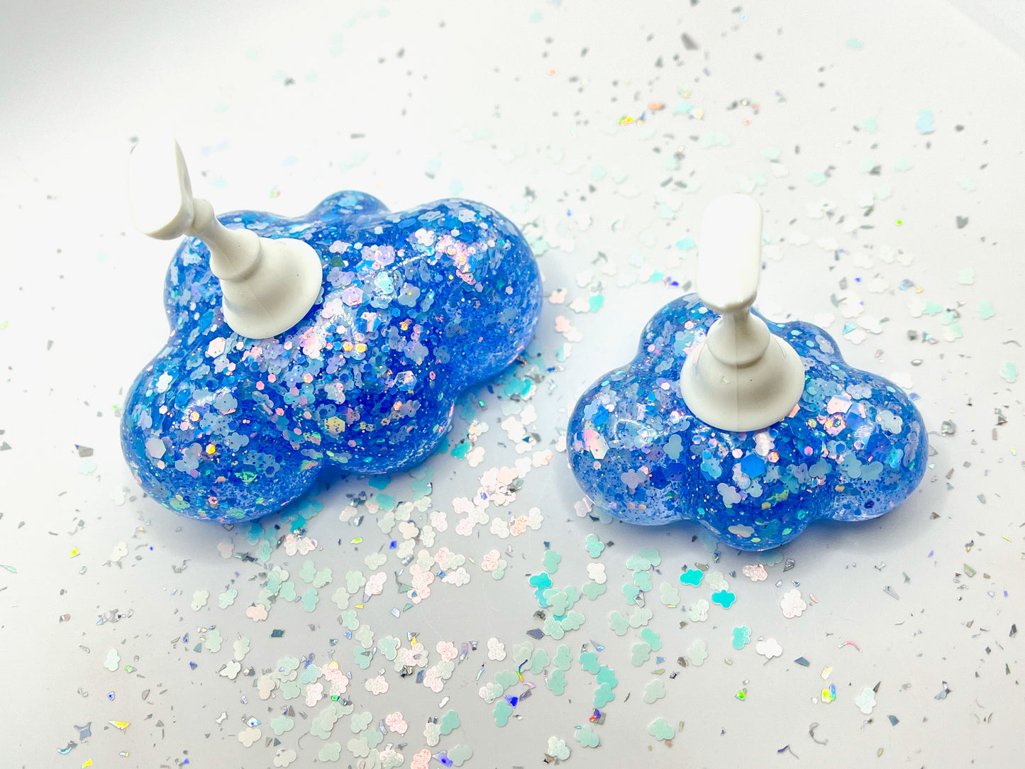 Stormy - Corby Cloud Nail Stand
