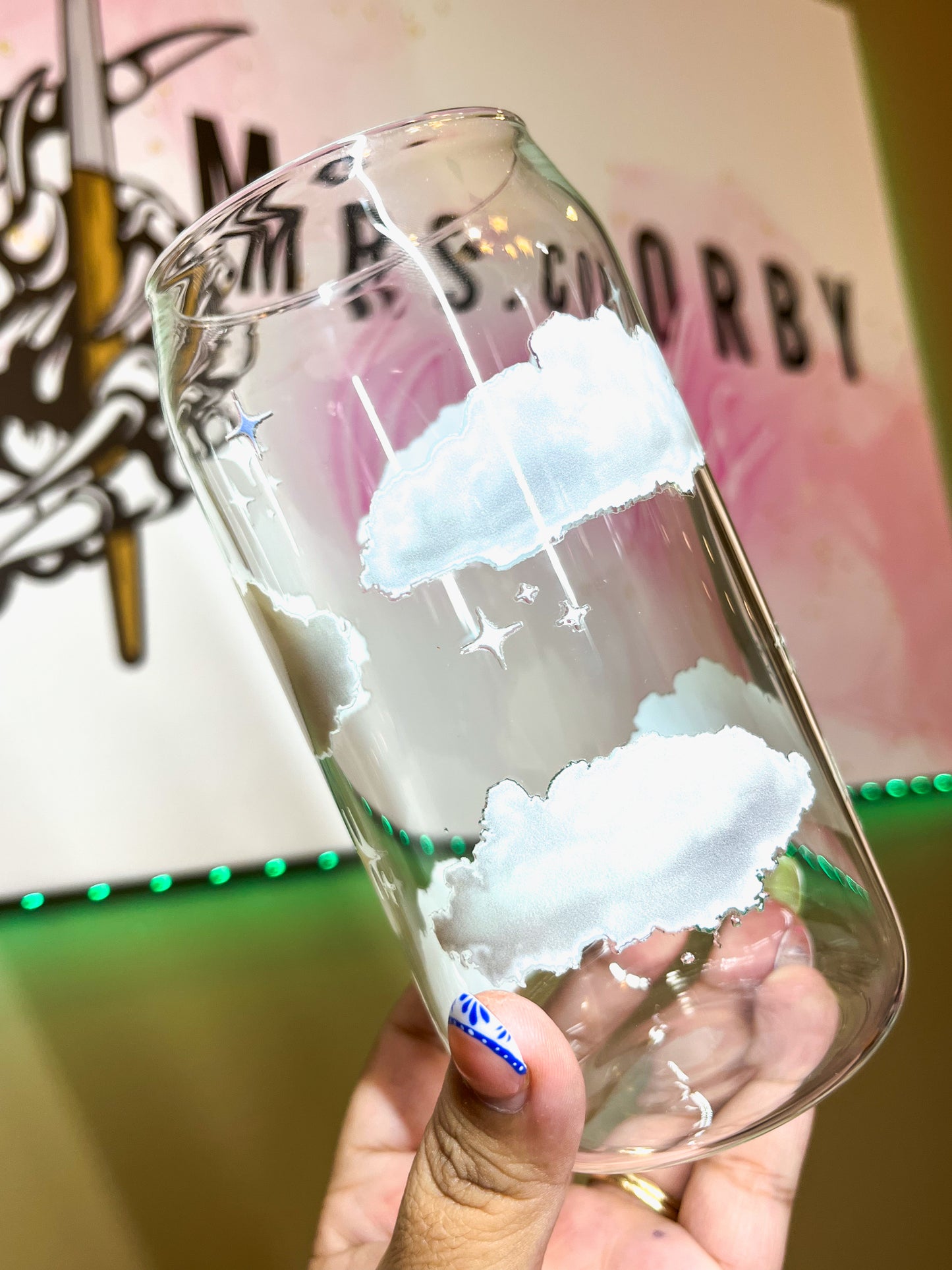 * NEW * Corby Cloud Cup